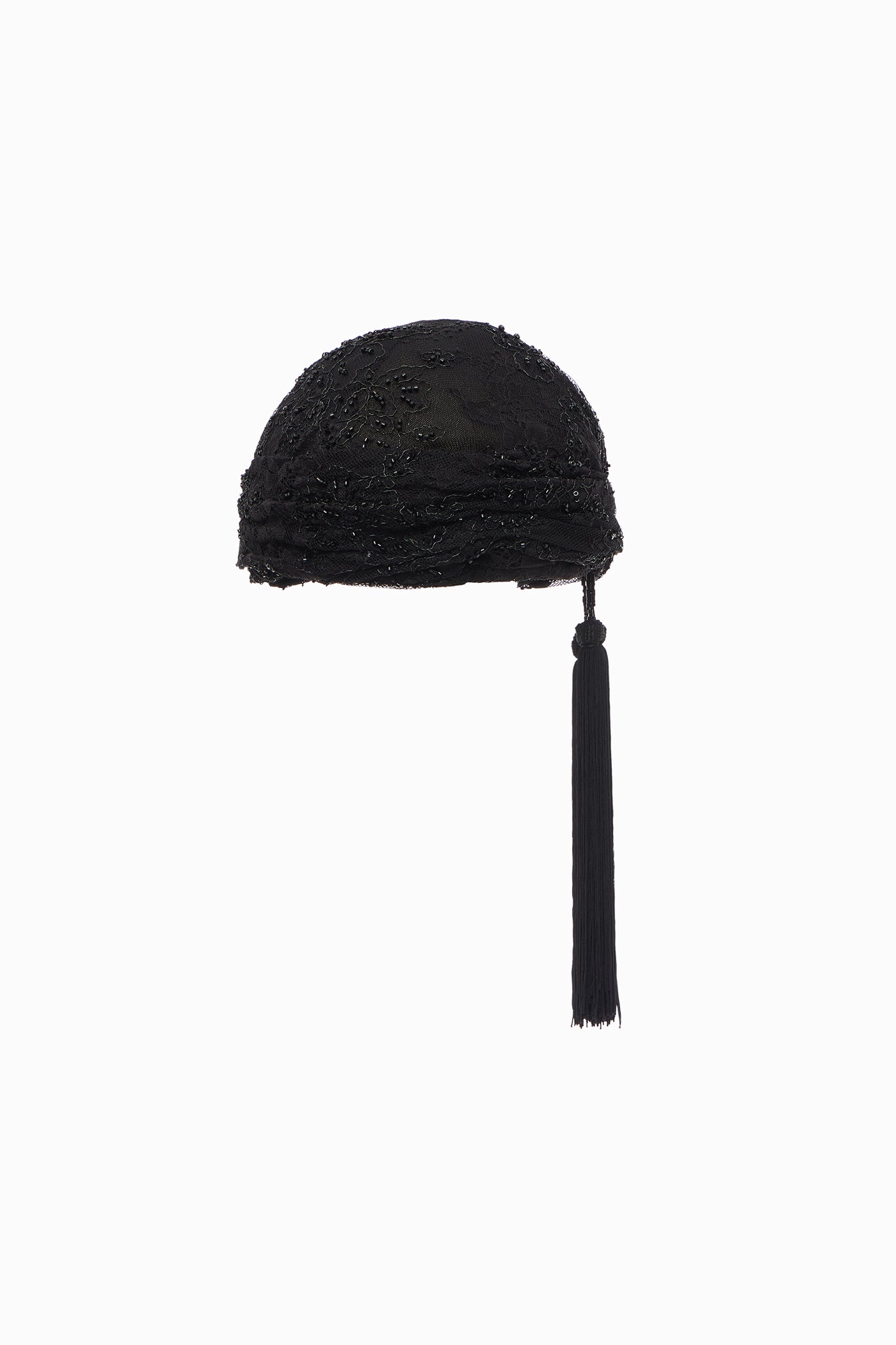 LACE HAT WITH TASSEL BLACK