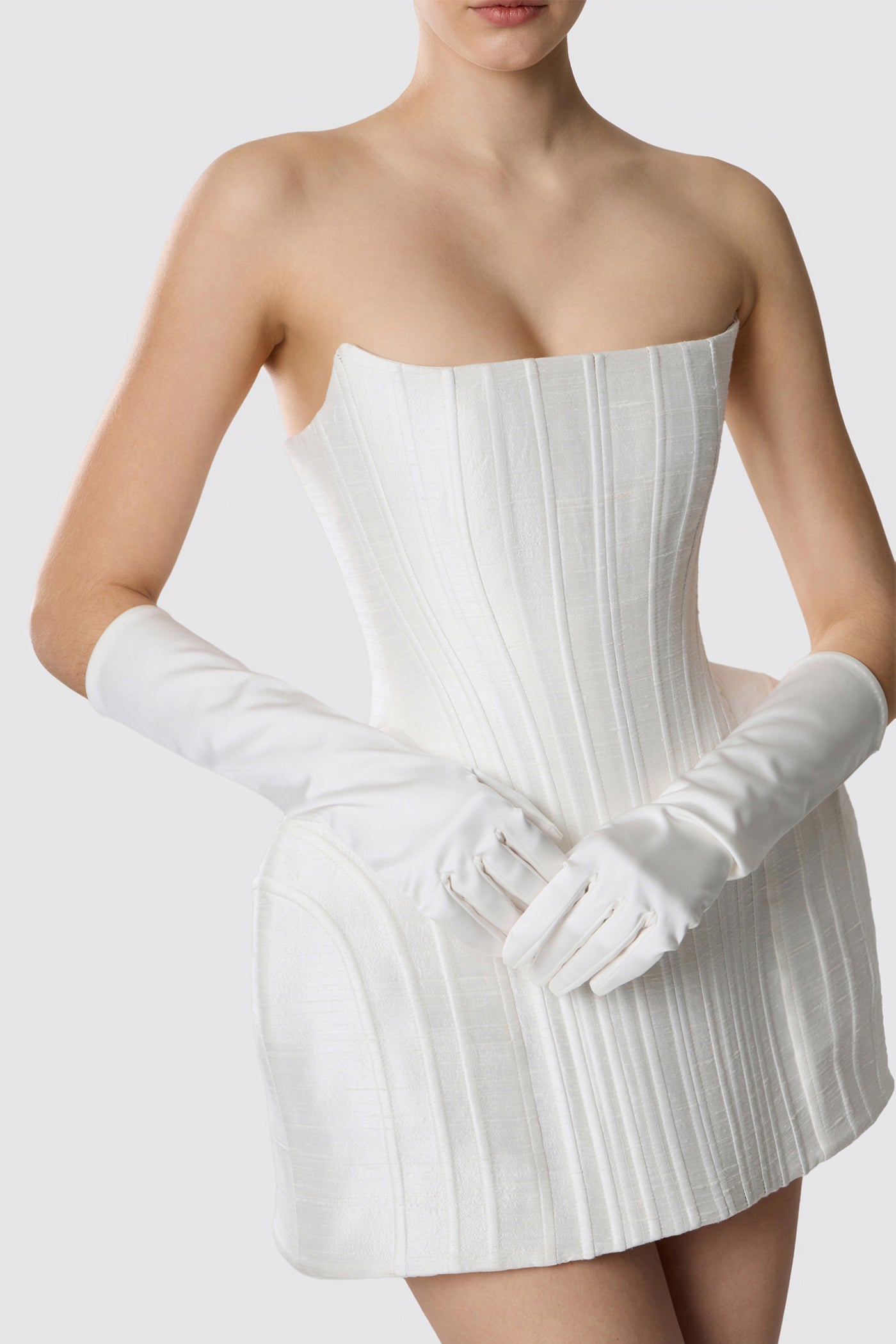 SOFT SATIN GLOVES WHITE