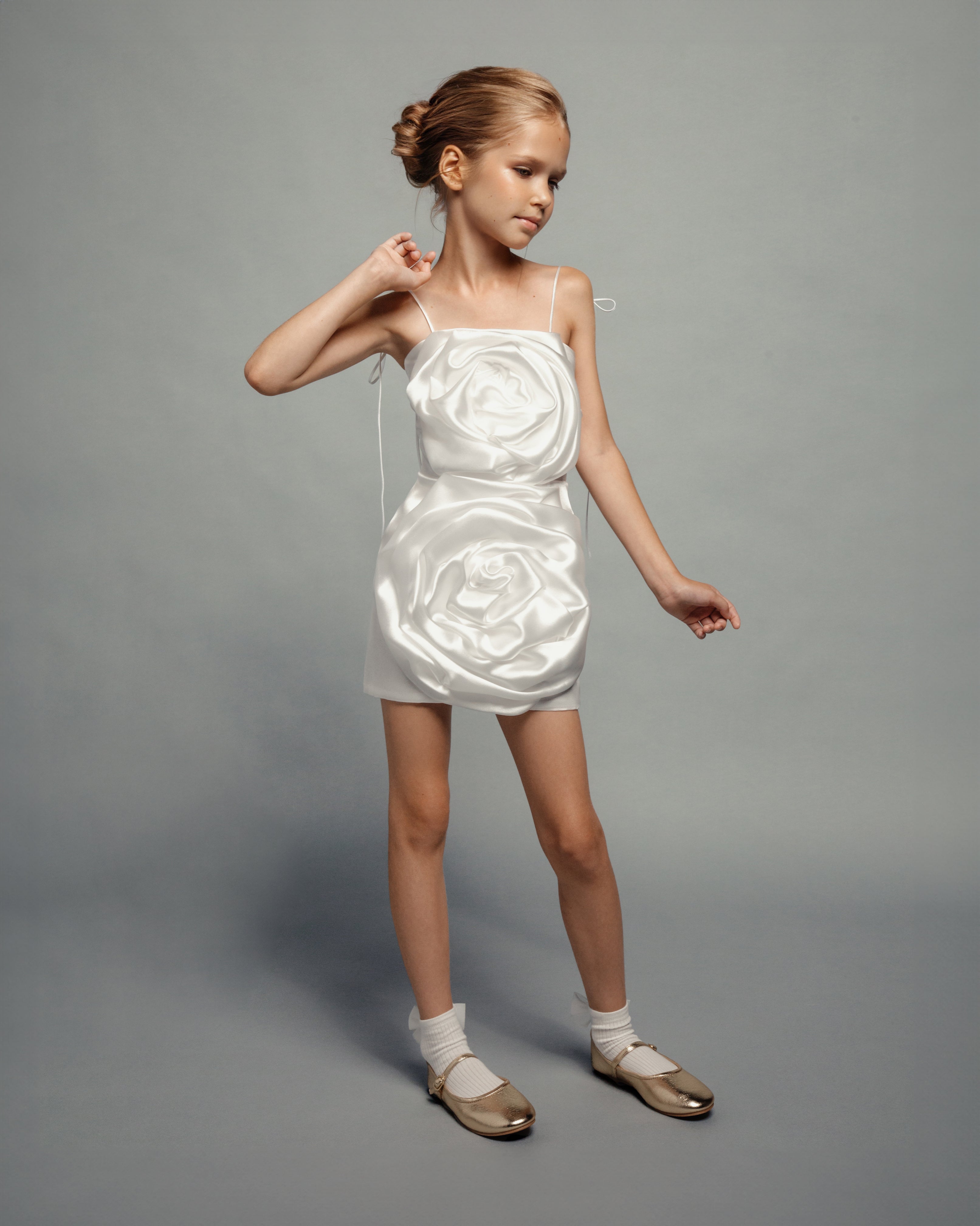 MISS ROSIE DRESS WITH REMOVABLE TRAIL WHITE