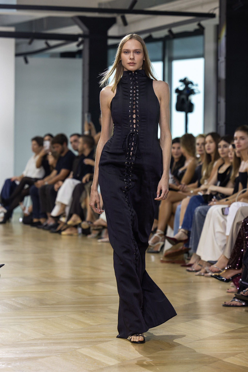 MAXI DRESS WITH LACING BLACK