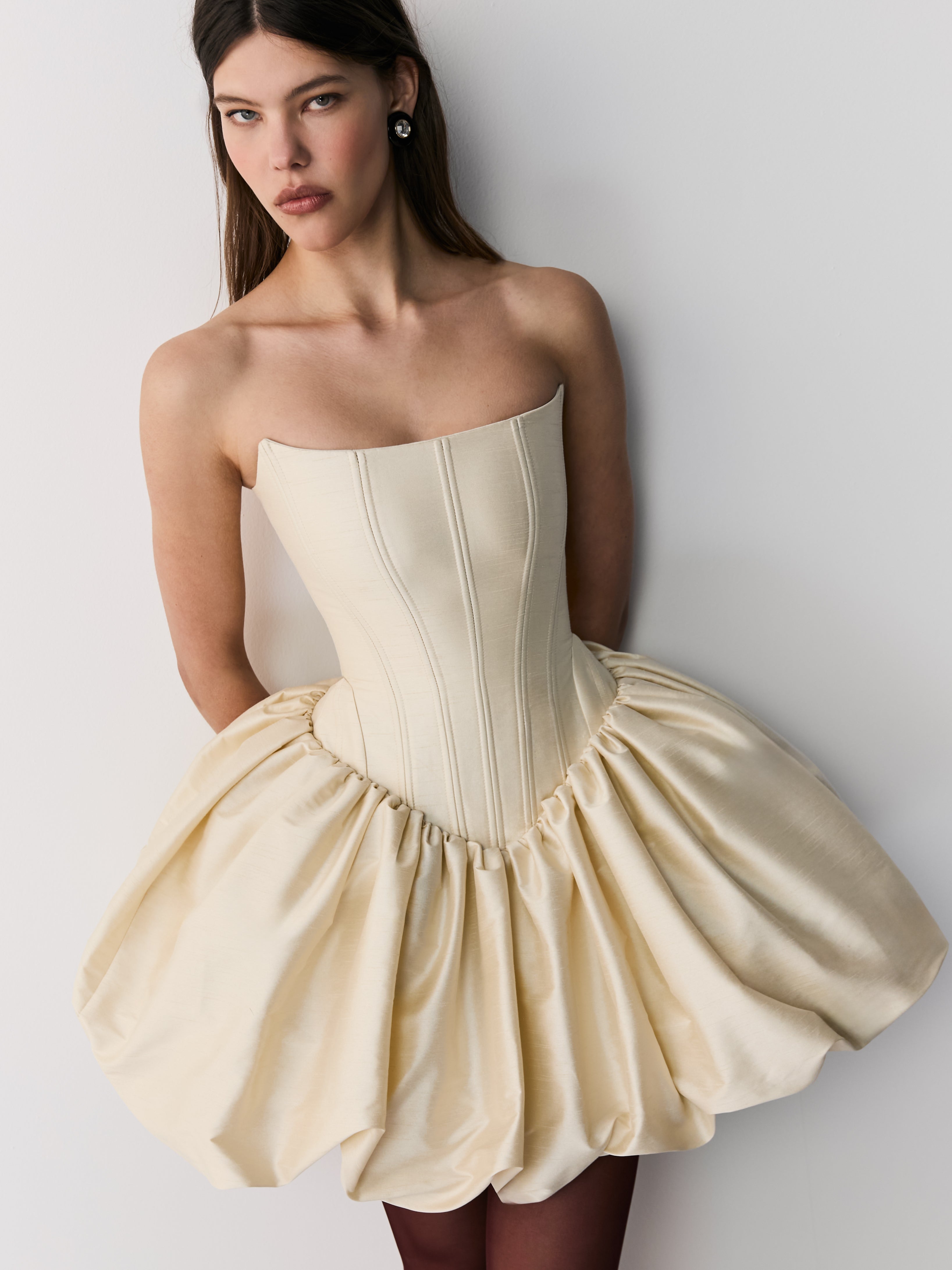 VLADA DRESS BEIGE