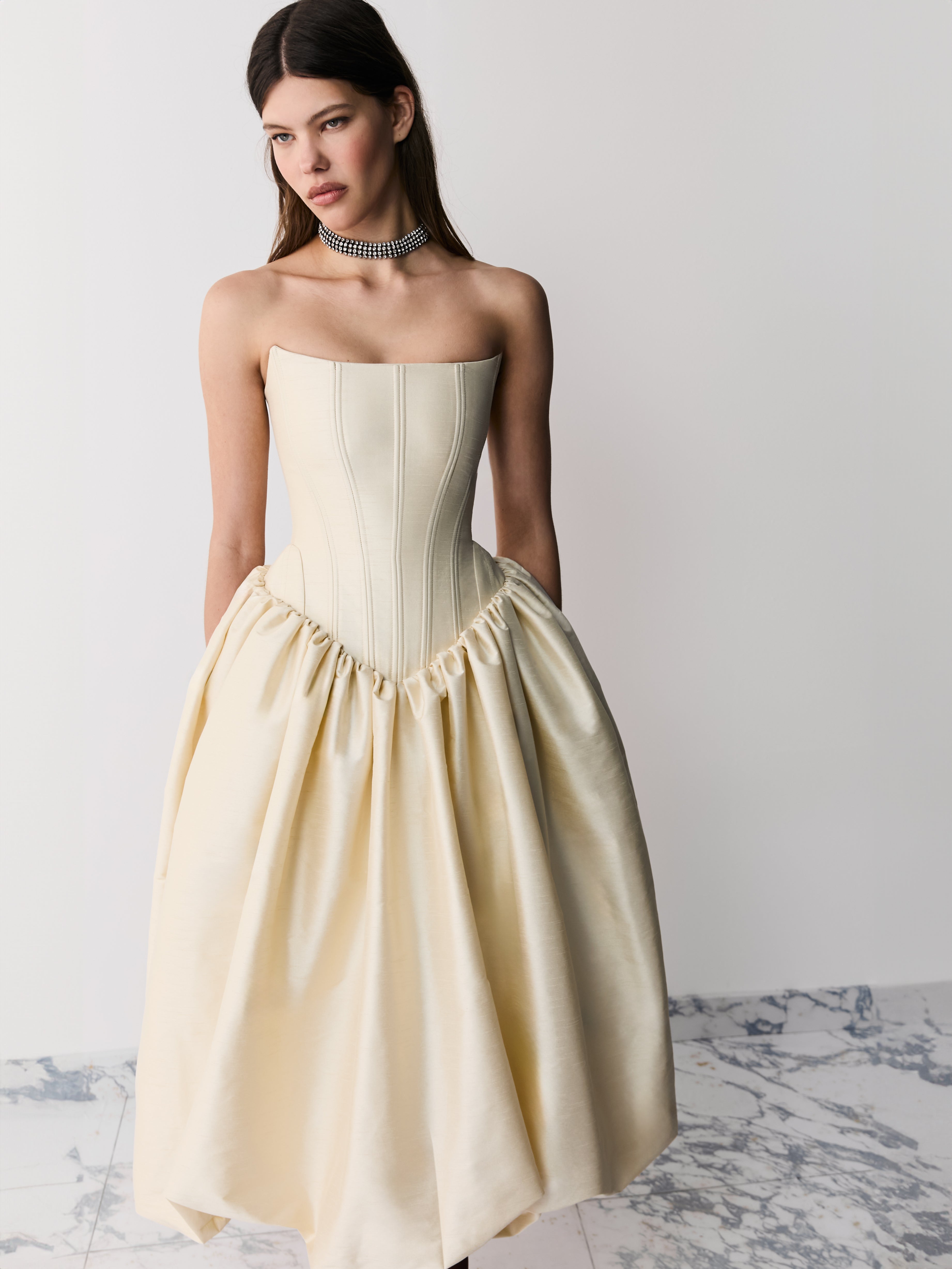 VLADA DRESS BEIGE