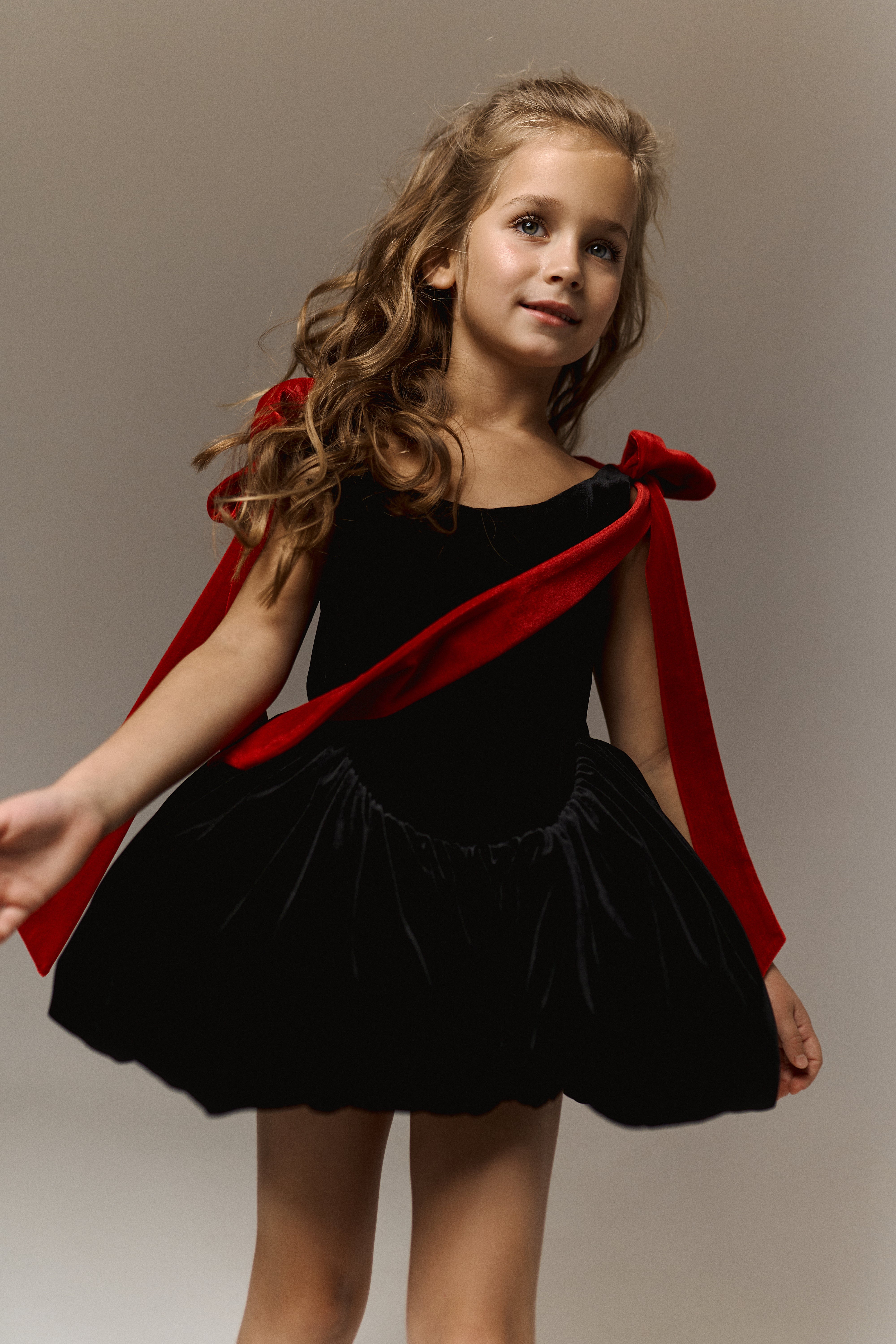 BOWS FOR MISS LICA DRESS IN RED